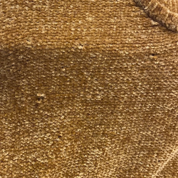 Mustard Sweater - Picture 5 of 6